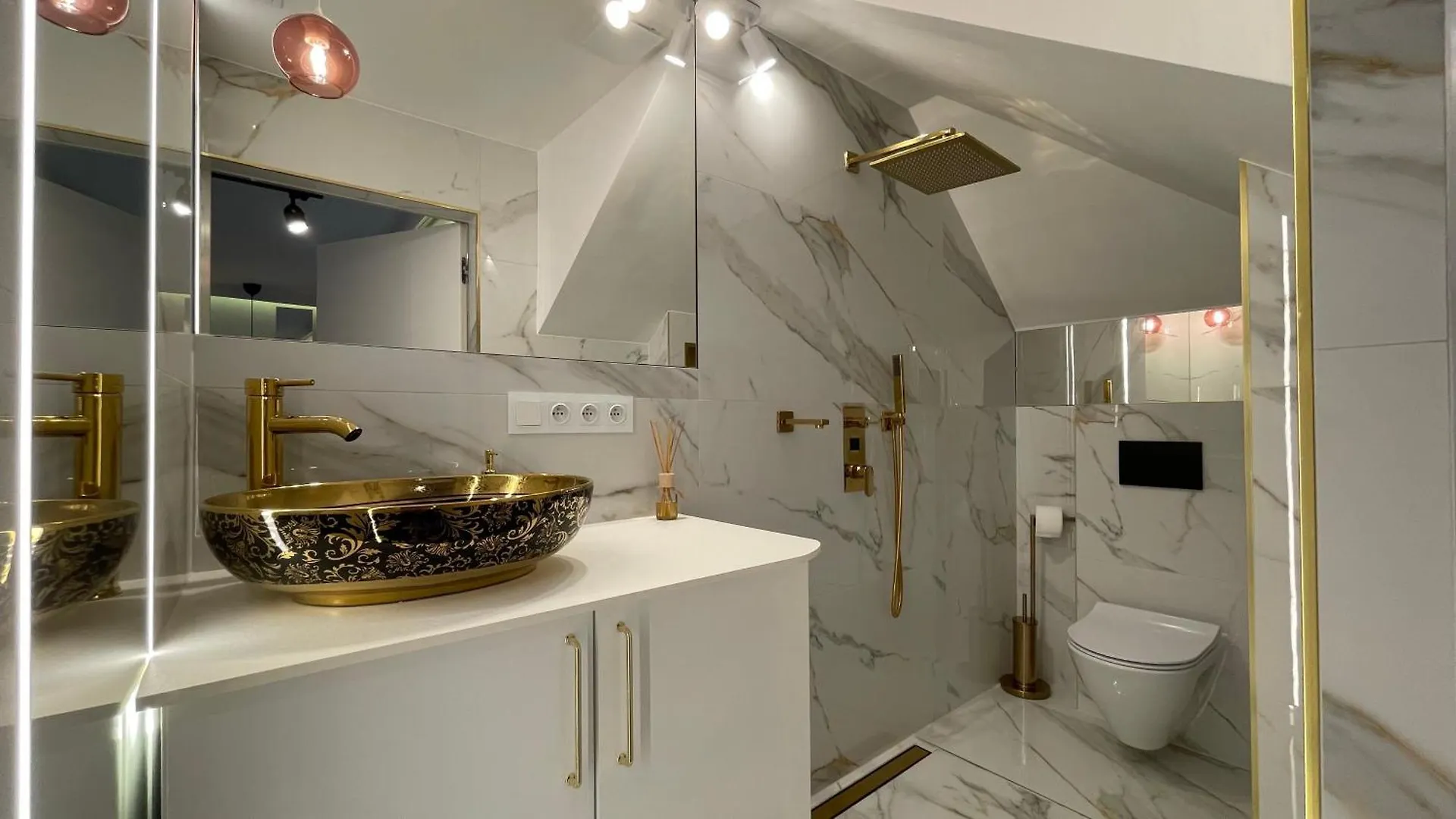 Kolejowa To Twoj Loft W Poznaniu! #Apc Apartments Poland