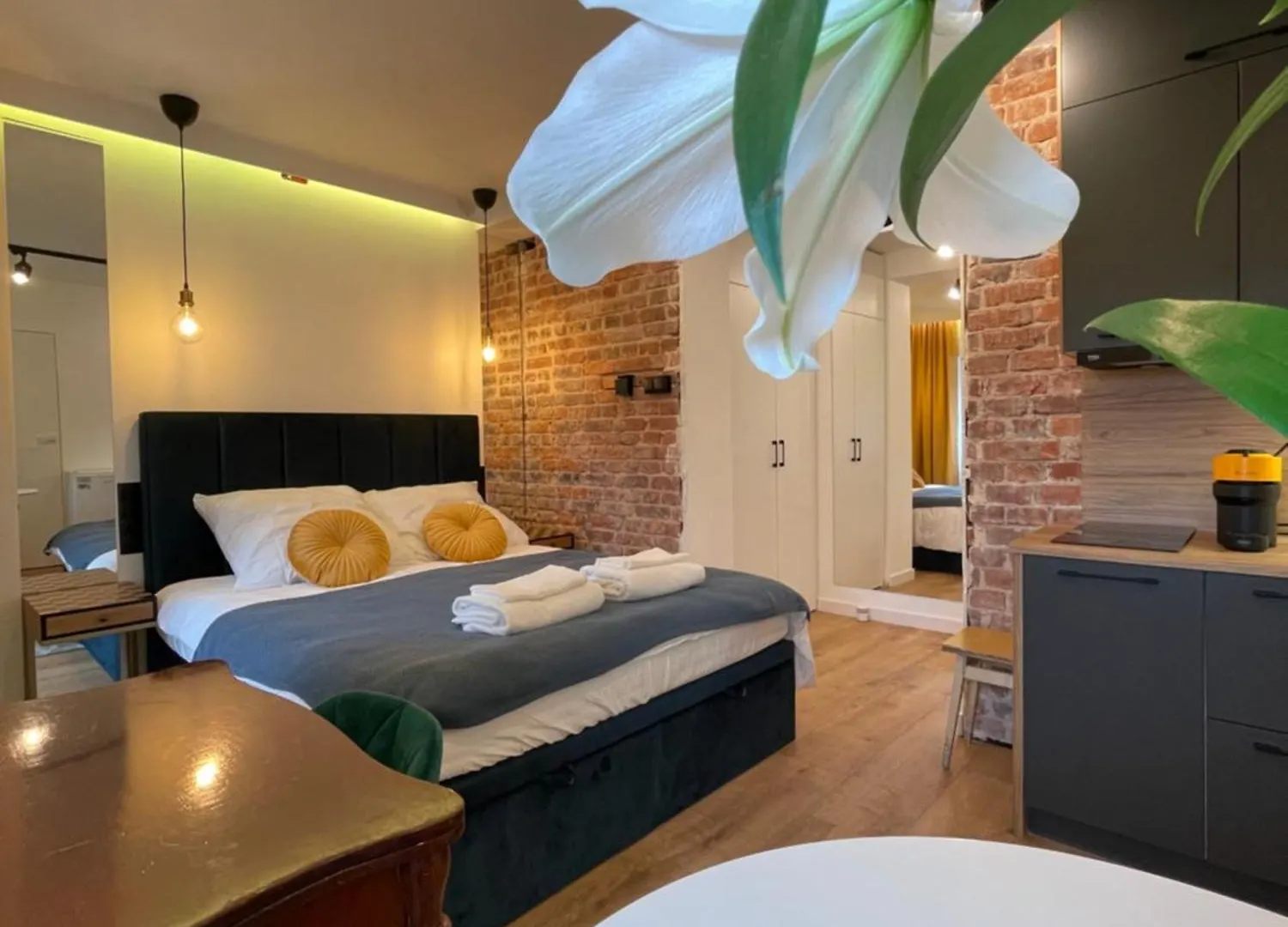 Kolejowa To Twoj Loft W Poznaniu! #Apc Apartments Poland